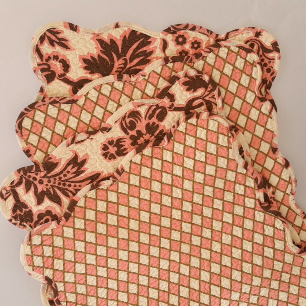 Quilted Reversible Placemats Set